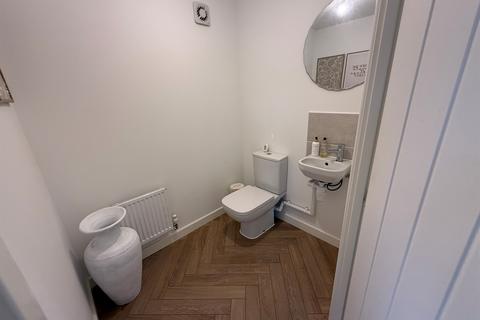 undefined, Clos Y Cornicyll, Llanilid, Pontyclun
