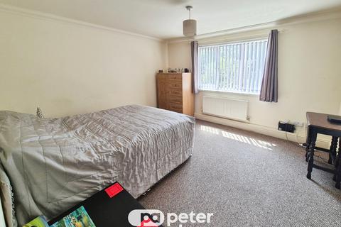 undefined, St. Mary Street, Newport, NP11
