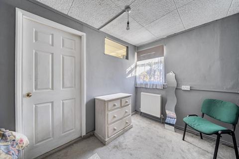 4 bedroom detached house for sale, Rutland Walk, Catford, London, SE6