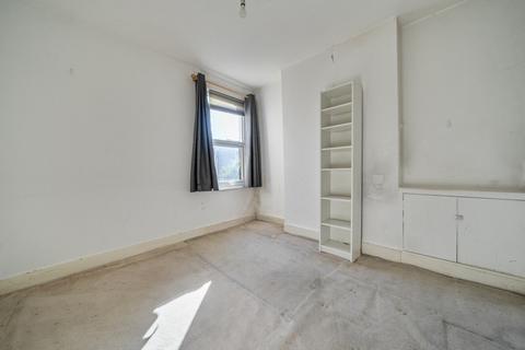 4 bedroom detached house for sale, Rutland Walk, Catford, London, SE6