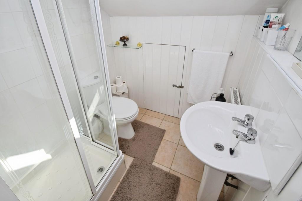 Aa6486bf-Bathroom 201
