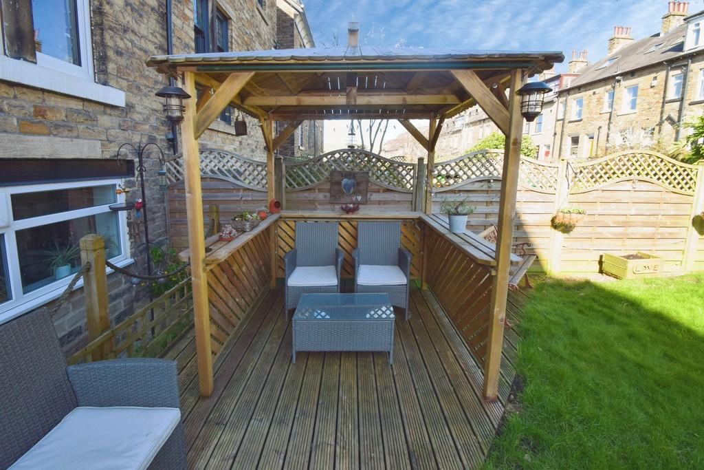 E95019b2-Garden 203