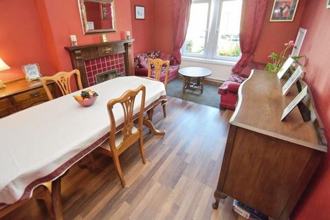 6 bedroom semi-detached house for sale, Farfield Road, Bradford BD18