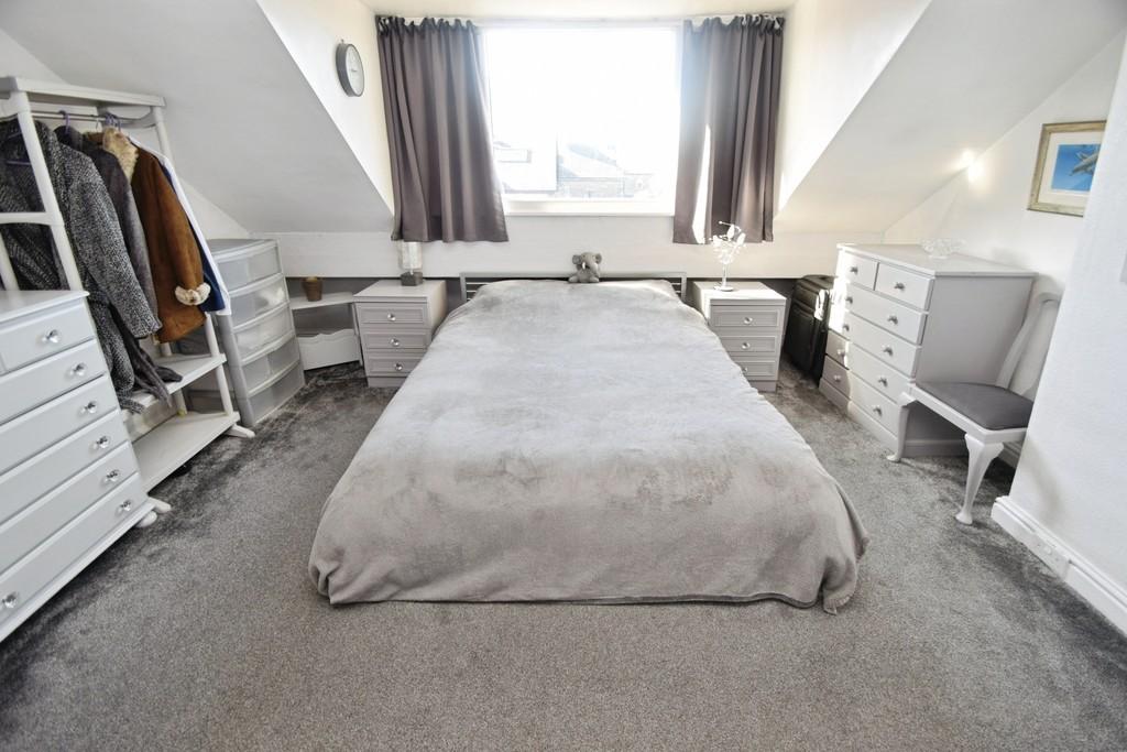B16a0ebf-Bedroom 205