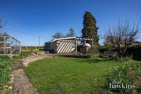 undefined, Goatacre SN11 9