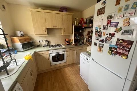 3 bedroom semi-detached house to rent, Baird Close, Yaxley, Peterborough