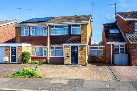 undefined, Oaks Drive, Higham Ferrers NN10