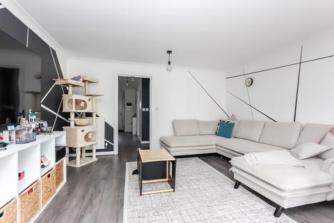 3 bedroom end of terrace house for sale, Compton Road, Wellingborough NN8