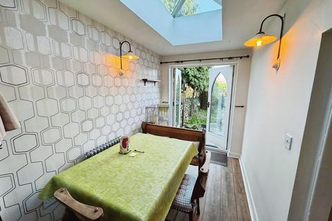 3 bedroom terraced house for sale, Far Laund, Derby DE56