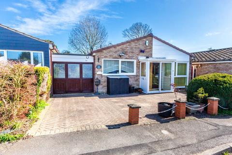 undefined, Firdale Avenue, Rushden NN10