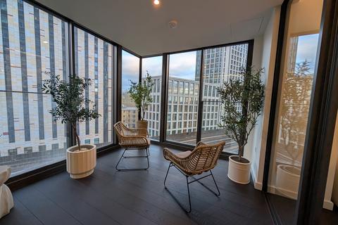 2 bedroom apartment for sale, Bondway, London SW8