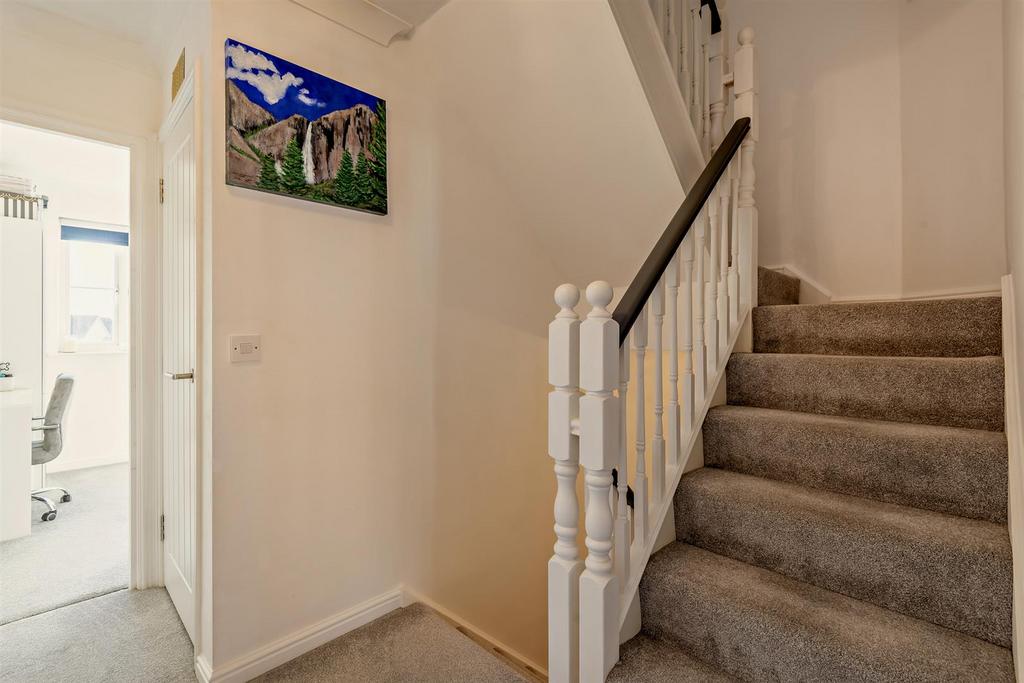 8682846-interior16-800.jpg