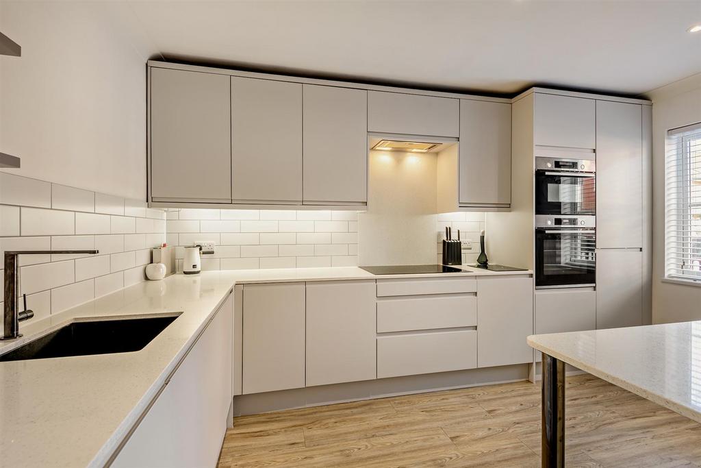 8682846-interior08-800.jpg