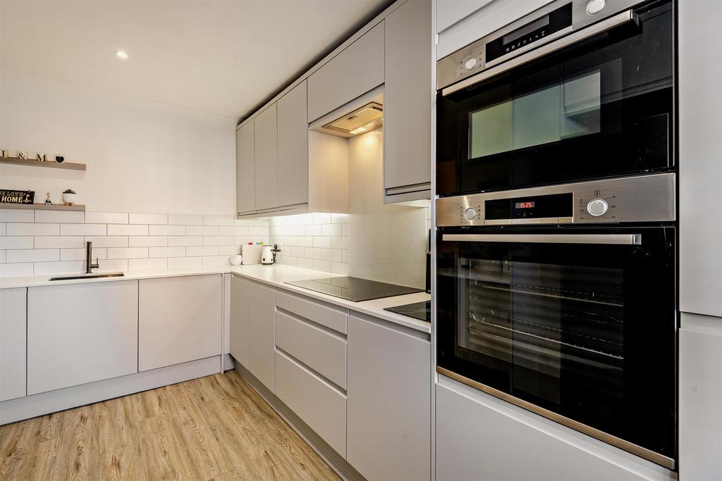 8682846-interior06-800.jpg