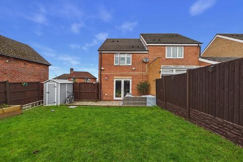 undefined, Laurel Crescent, Hollingwood
