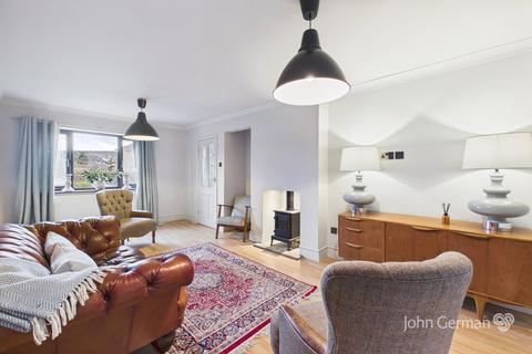 undefined, St. James Road, Barton-under-Needwood