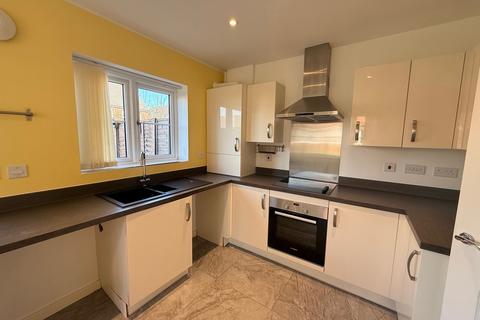 3 bedroom semi-detached house to rent, Philip Taylor Drive, Leighton