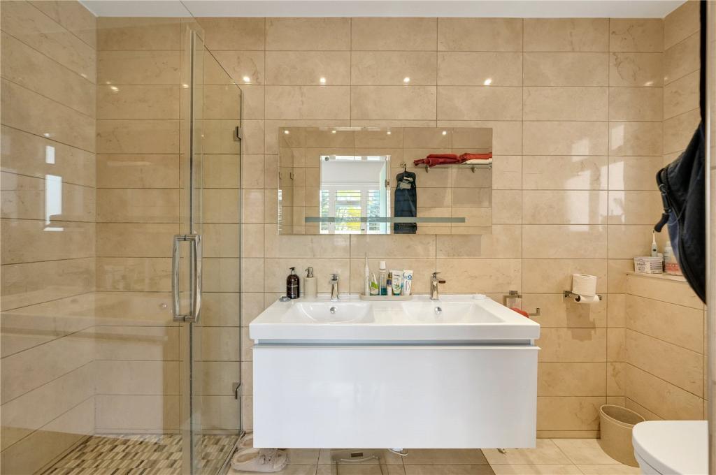 The-ridgeway-golders-green-nw11