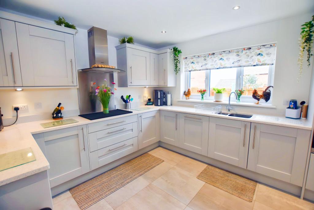 Kitchen 5
