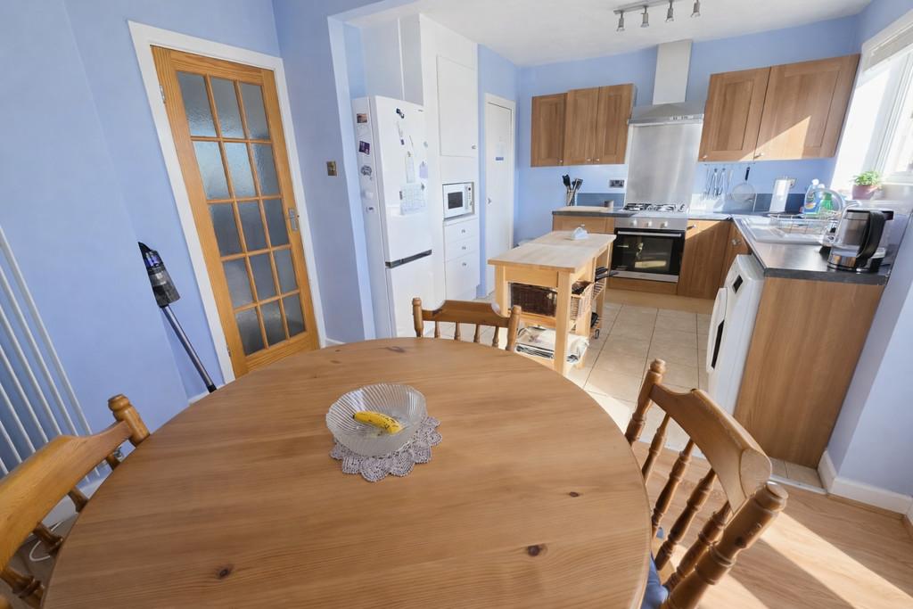 Kitchen diner