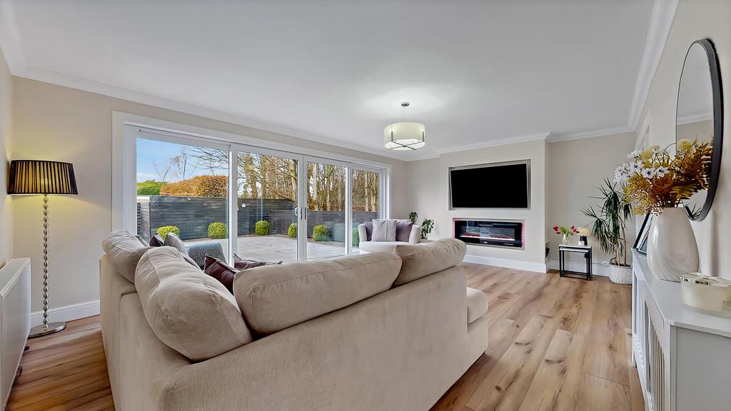 20-print-2 Glenclune Court 34