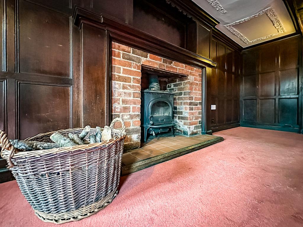 Dining Room (9)