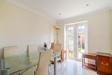 undefined, Aspen Square, Weybridge, KT13