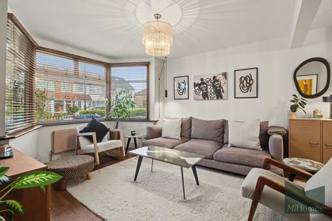 3 bedroom terraced house for sale, Woodstock Crescent, London