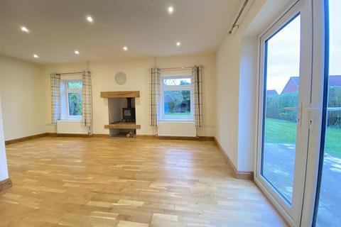 3 bedroom detached bungalow for sale, Thorpe Road, Norwich NR11