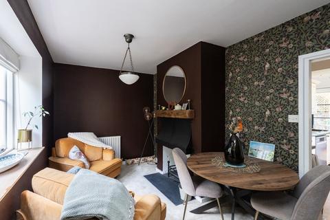 3 bedroom semi-detached house for sale, Harrow Road East, Dorking