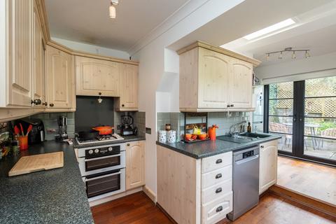 3 bedroom semi-detached house for sale, Harrow Road East, Dorking