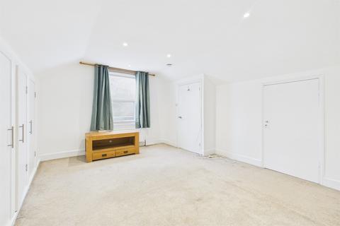 1 bedroom flat to rent, Hartfield Road, Wimbledon, SW19