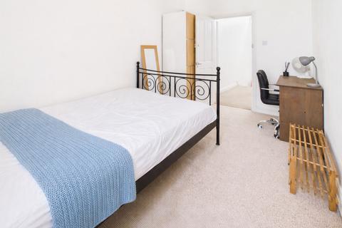 undefined, Cheltenham Place, Plymouth PL4