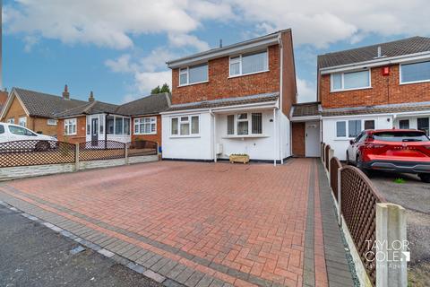 3 bedroom detached house for sale, Stephenson Close, Glascote