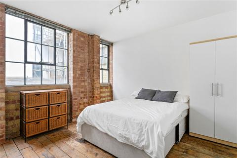 undefined, Rampart Street, London, E1