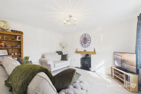 4 bedroom detached house for sale, Cricketers Close, Burton-on-Trent