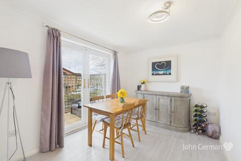 4 bedroom detached house for sale, Cricketers Close, Burton-on-Trent