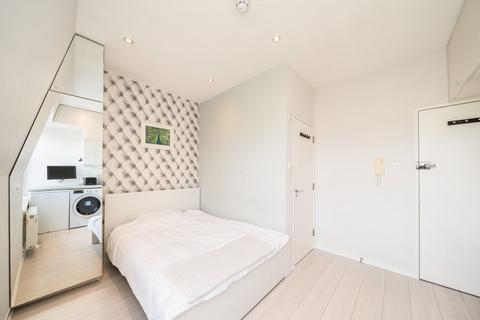 undefined, Gwendwr Road, London W14