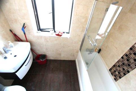 2 bedroom flat for sale, Leeland Way, Nesdean NW10