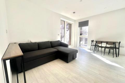 1 bedroom apartment to rent, Kentfield Street, Barking, IG11