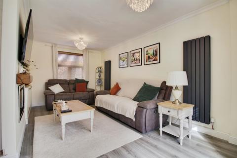 3 bedroom terraced house for sale, The Vineyard, WELWYN GARDEN CITY