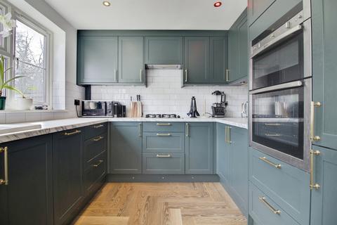 3 bedroom terraced house for sale, The Vineyard, WELWYN GARDEN CITY