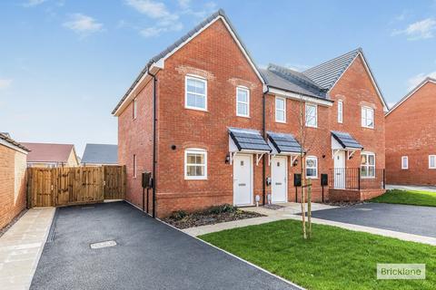 2 bedroom semi-detached house to rent, Poppy Way, Overstone