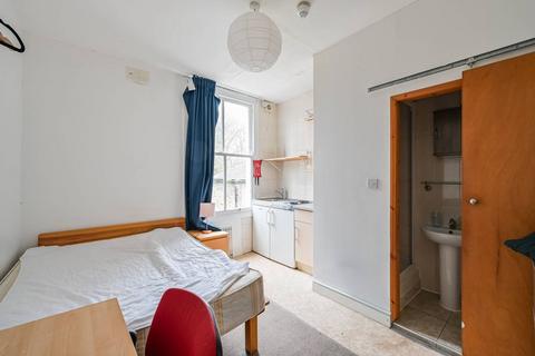 undefined, Flat, Bryantwood Road, Arsenal, London, N7
