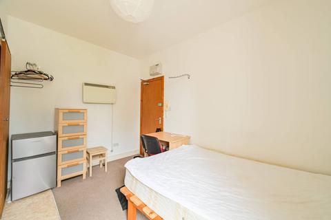 undefined, Flat, Bryantwood Road, Arsenal, London, N7