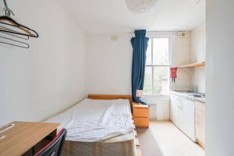 Studio to rent, Flat, Bryantwood Road, Arsenal, London, N7