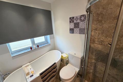 2 bedroom maisonette for sale, Paddock Road, Buntingford