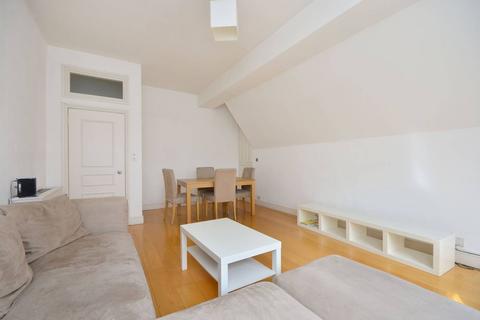 3 bedroom flat to rent, Collingham Gardens, South Kensington, London, SW5