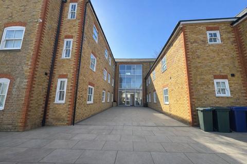8 Jubilee Road, High Wycombe