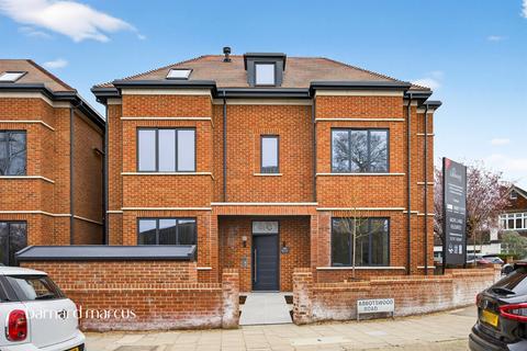 2 bedroom flat for sale, Abbotswood Road, London